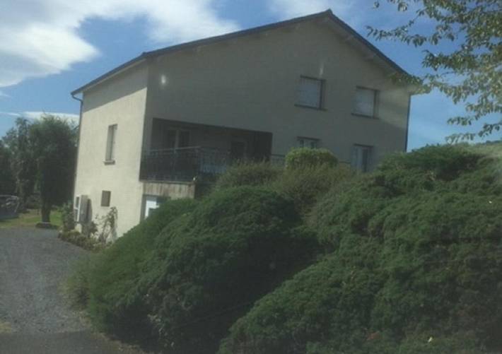 Appartement de vacances pour 4 personnes, avec Terrasse ainsi que Jardin et Vue