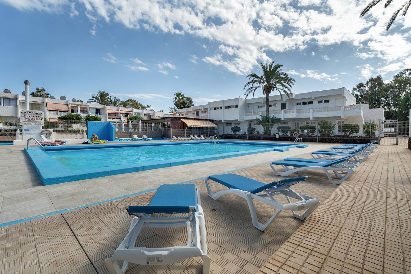 Entire apartment, Holiday Accommodation "Big 2-berdroom in Tenerife South" overlooking the main plaza in Costa del Silencio, Arona