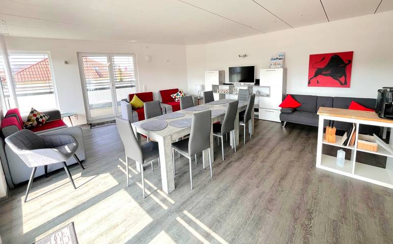 Ferienwohnung für 9 Personen, mit Terrasse und Ausblick in Friedrichshafen - 2