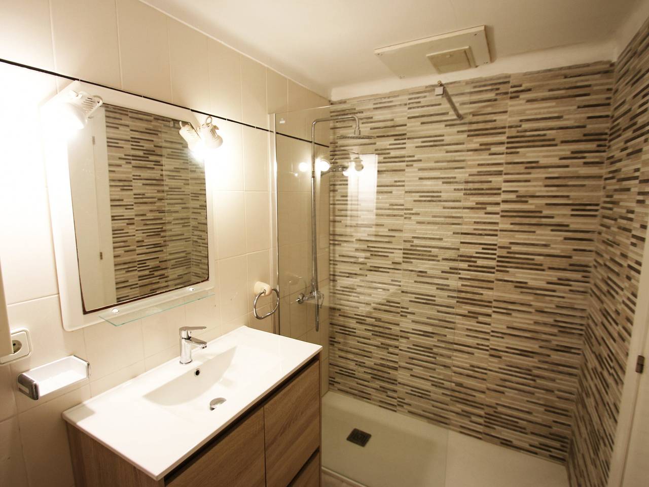Apartamento entero, Apartamento con vista al mar - 5 pers. in Parque de Montroig, Costa Dorada