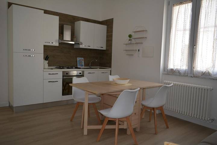 Apartamento de vacaciones para 4 personas, con balcón y piscina - 1
