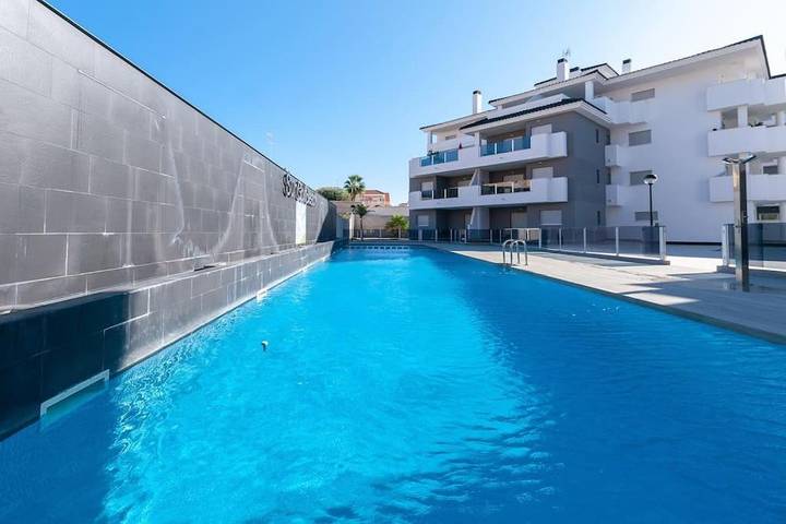 Appartement de vacances pour 4 personnes, avec jardin et terrasse ainsi que vue et piscine - 1