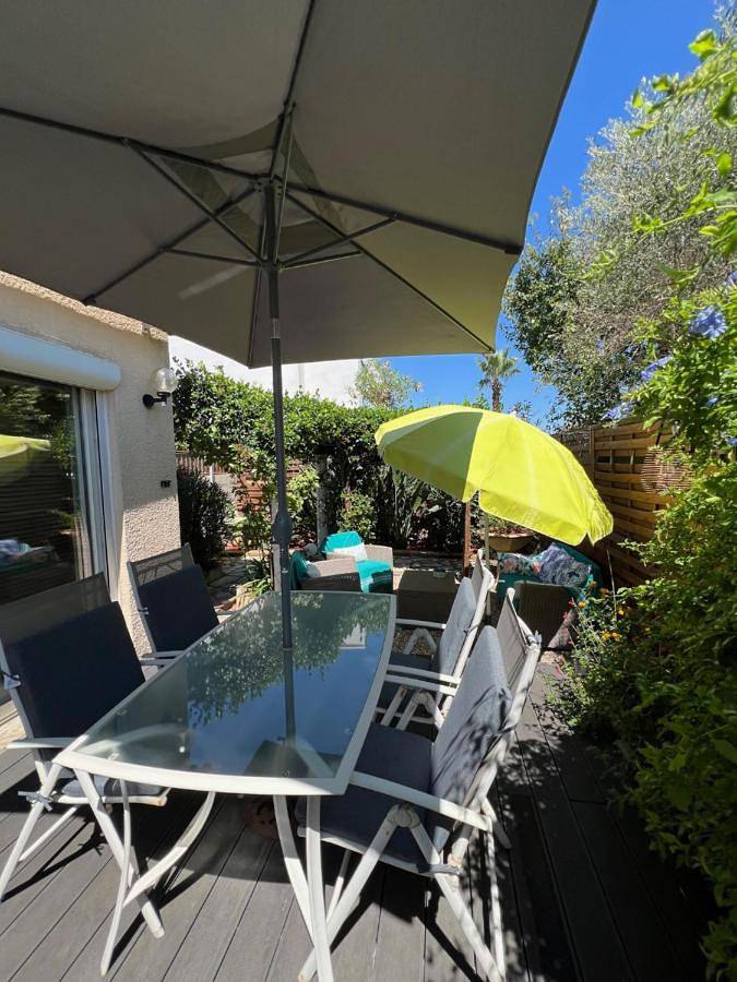 Appartement de vacances pour 3 personnes, avec Terrasse et Jardin