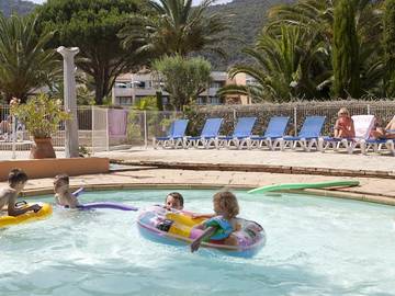 Gîte pour 4 personnes, animaux acceptés dans Pramousquier