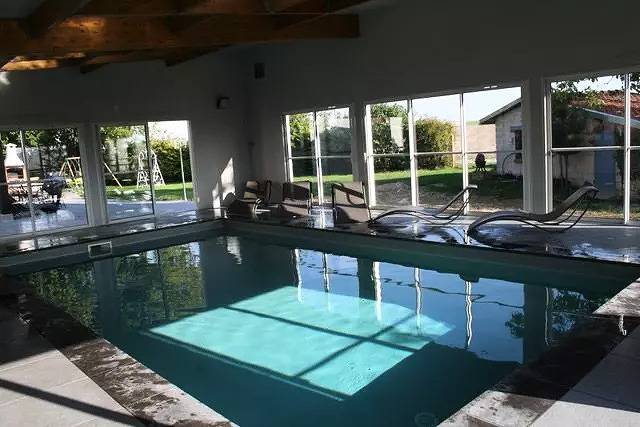 Gîte pour 12 personnes, avec Terrasse dans Vouzy