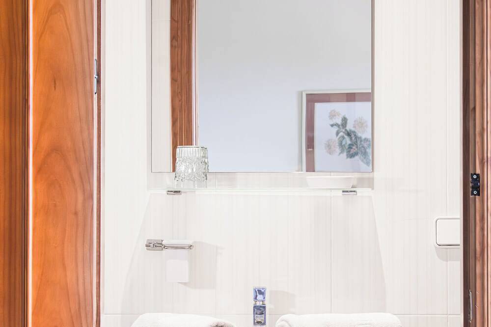 Casa Roble B&B Frigiliana in Cómpeta, Málaga Province