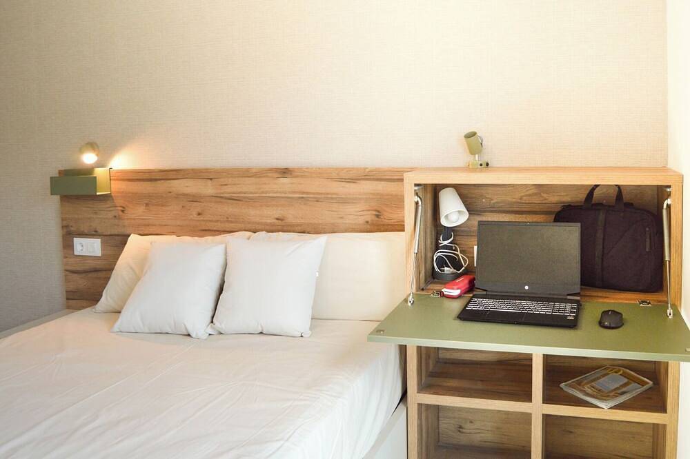 Rural house with swimming pool El Huerto del Olivo, Plasenzuela, Trujillo, Cáceres in Plasenzuela, Cáceres Region