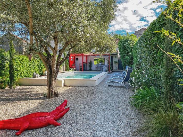 Chambre d’hôte pour 2 personnes, avec Terrasse ainsi que Jardin et Piscine à Orange