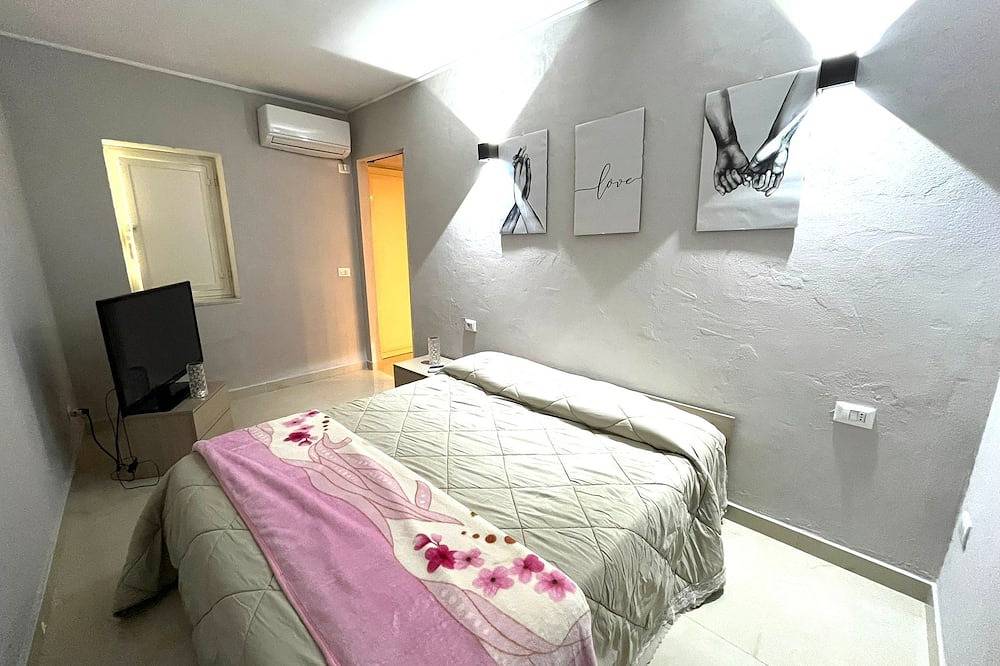 Ganze Wohnung, Appartamento a Pompei con Idromassaggio e Servizi Vicini in Pompei, Neapel Provinz