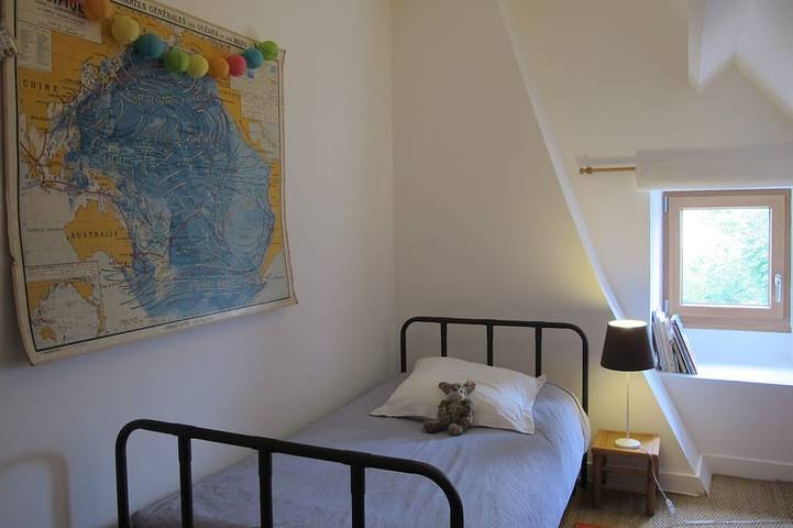 Location de vacances pour 6 personnes, avec jardin et terrasse à Plougoumelen - 4