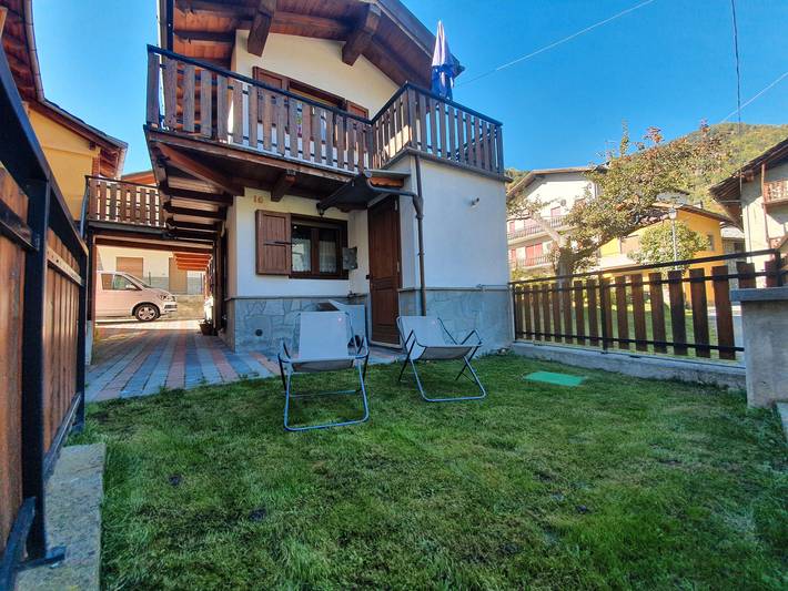 Chalet per 5 persone, con giardino in Valle d'Aosta