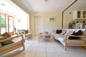 Gîte pour 4 personnes, avec terrasse et jardin à Chaumard