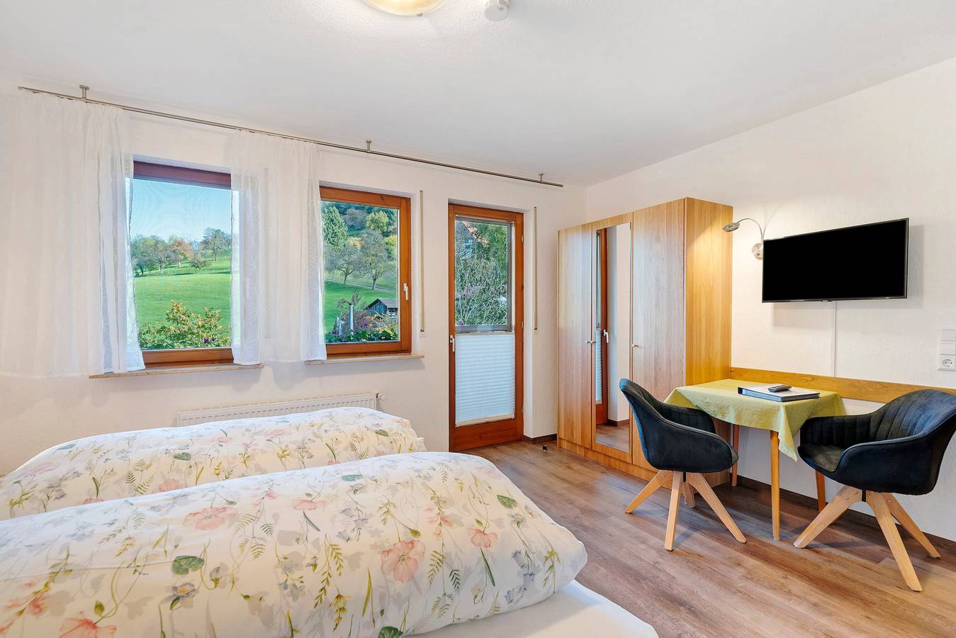 Ganze Wohnung, Apartment 'Nr. 4 Bachstelze' mit gemeinsamer Terrasse, gemeinsamem Garten und Wlan in Freiamt, Südschwarzwald