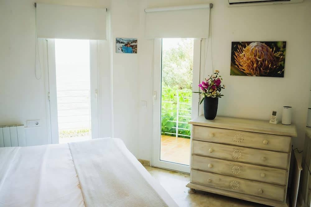 Exclusive beach front villa private garden and shared pool in Sant Pol de Mar in Sant Pol de Mar, Costa del Maresme