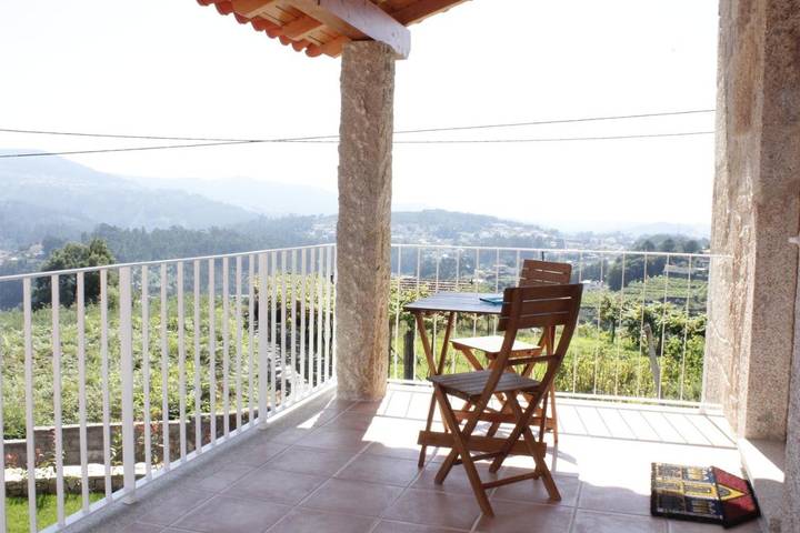 Casa de férias para 23 pessoas, com Varanda e Terraço e ainda Jacuzzi and Jardim em Vale de Cambra