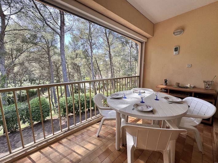 Holiday rental for 6 people, with Balcony and Terrace as well as Pool in Sanary-sur-Mer