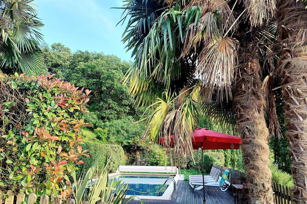 Casa con piscina climatizada y trampolín in Espinas (Tarn y Garona), Macizo Central