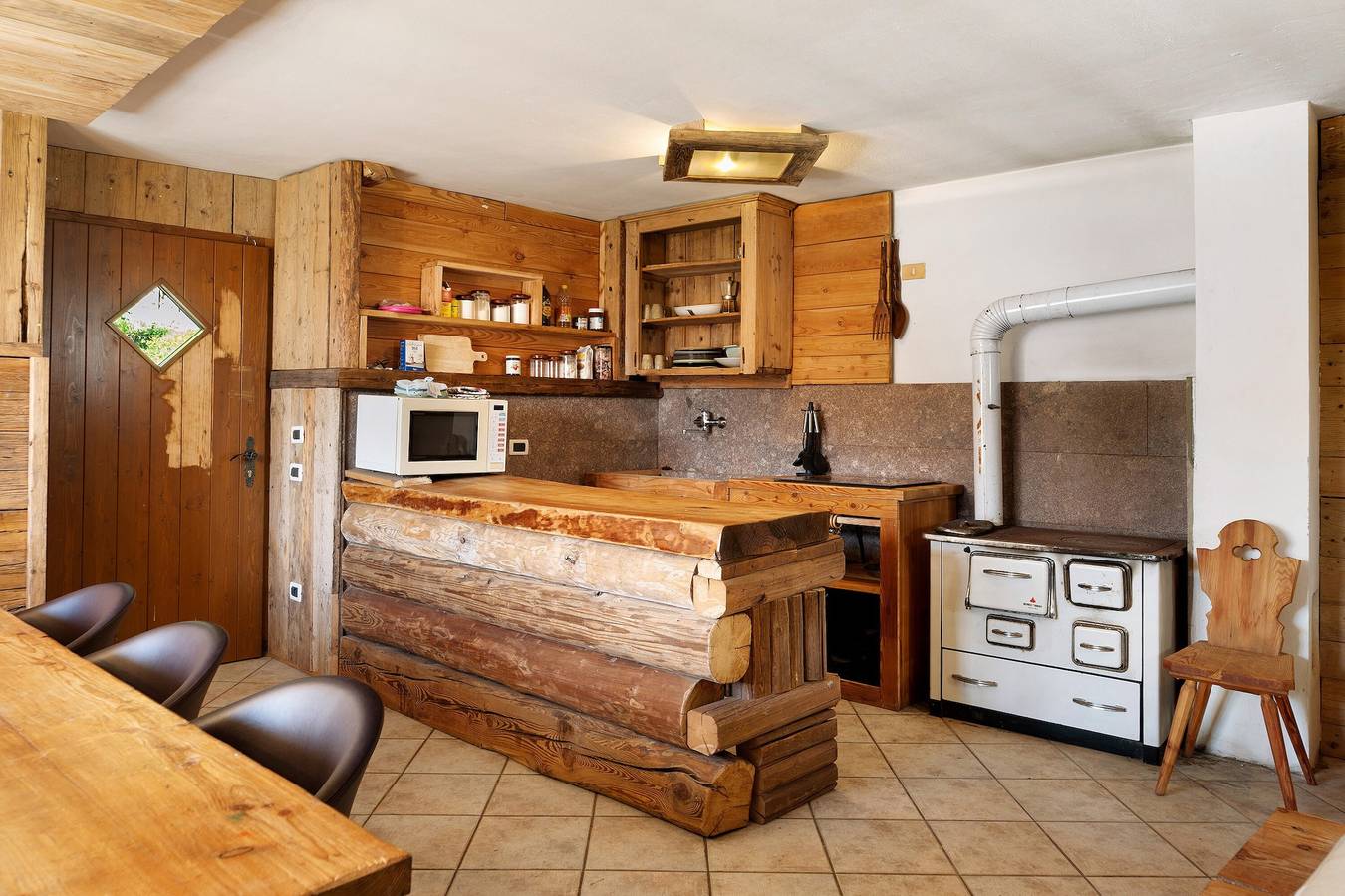 Chalet „Baita Dal Bigolaro“ mit Bergblick, privatem Garten und Balkon in Compet, Levico Terme