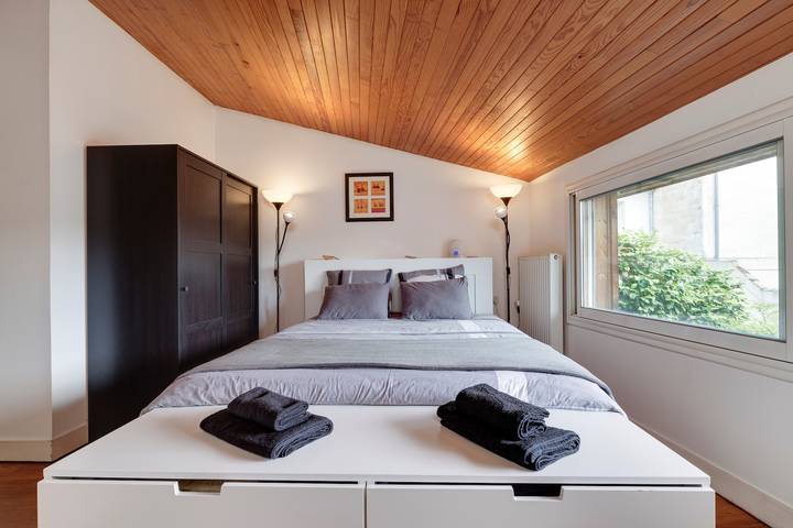 Casa de vacaciones en Burdeos, climatizada con billar y terraza privada in Le Bouscat, Región de Burdeos