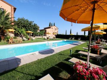 Agriturismo per 4 Persone in Castiglione del Lago, Lago Trasimeno, Foto 1