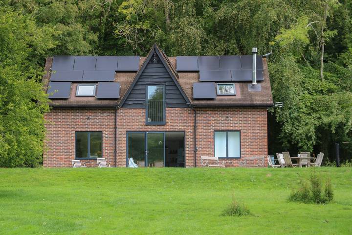 Cottage for 8 people, with garden in Hampshire