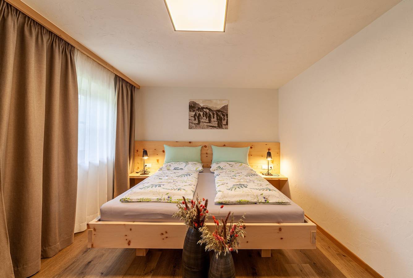 Ganze Wohnung, Ferienwohnung "Familienwohnung" im "Schildhof Ebion" mit Bergblick, Wlan und Garten in St. Leonhard in Passeier, Passeiertal
