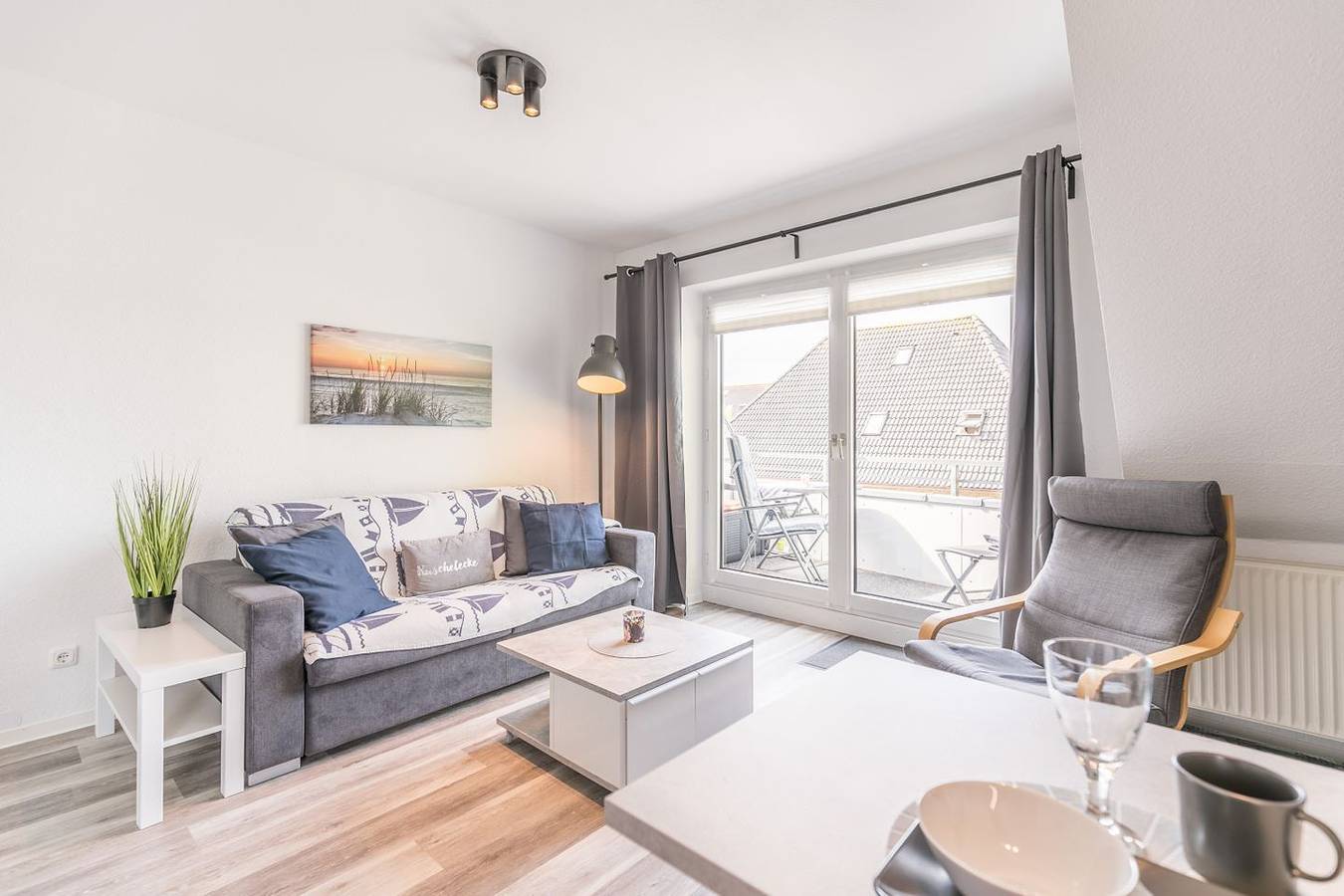 Ganze Wohnung, "Strandglück"! Moderne Ferienwohnung in ruhiger Appartementanlage in Hafen Büsum, Büsum