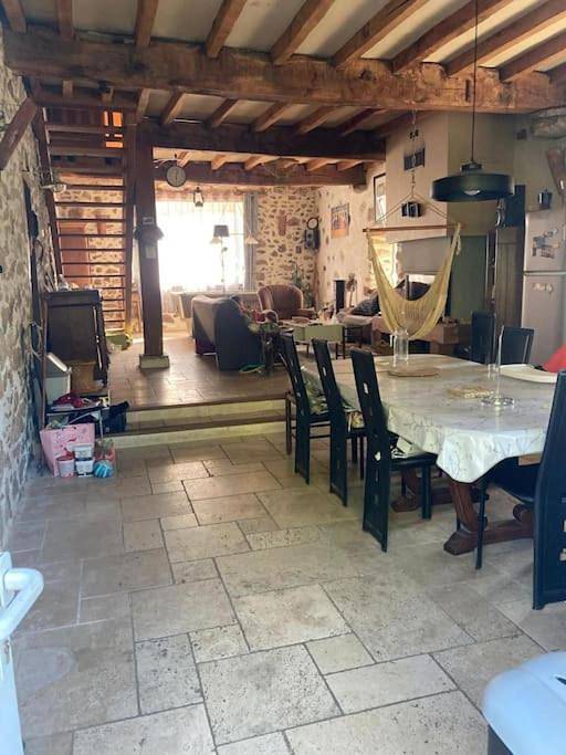 Location de vacances pour 8 personnes, avec piscine et jardin, animaux acceptés à Mendionde - 3