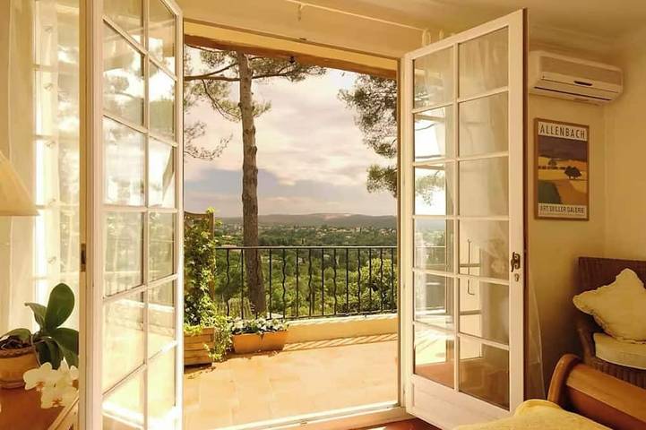 Villa pour 2 personnes, avec piscine ainsi que balcon et jardin à Saint-Paul-de-Vence - 2