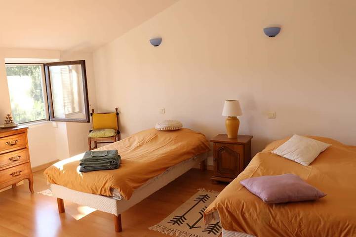 Gîte pour 4 personnes, avec balcon et jardin à Contes - 2