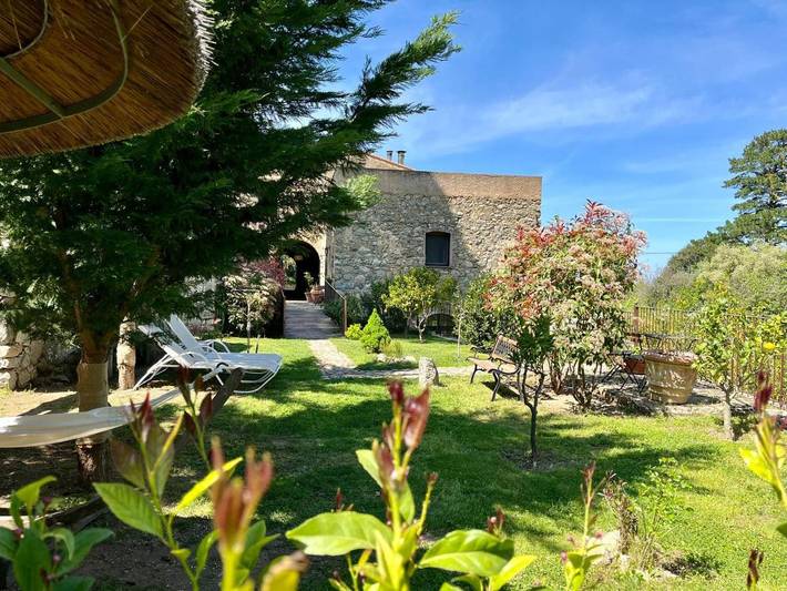 Maison d’hôte pour 3 personnes, avec vue ainsi que jardin et piscine en Corse - 3