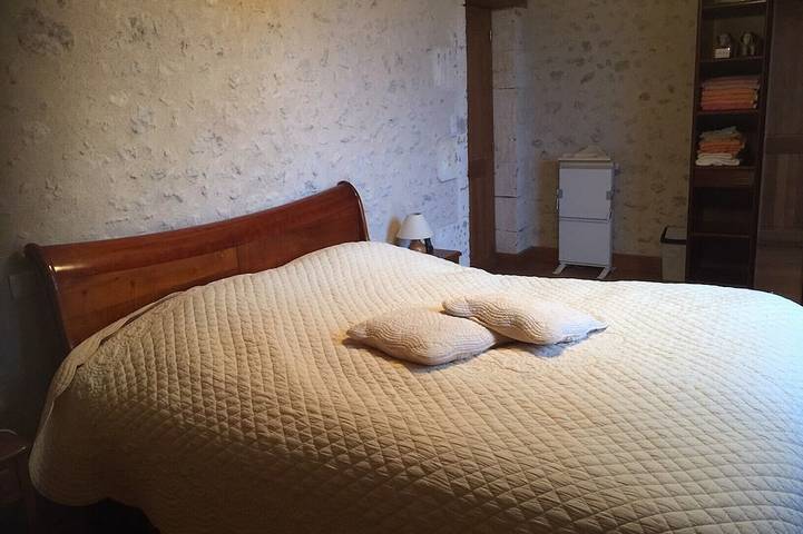 Location de vacances pour 4 personnes, avec terrasse et jardin à Lusignac - 2