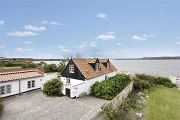 Ferienhaus für 6 Personen, mit Terrasse und Garten in Dänemark