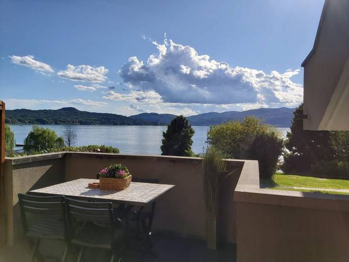 Ferienwohnung für 6 Personen, mit Balkon und Garten sowie Seeblick