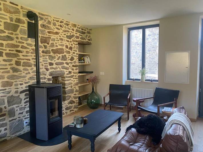 Location de vacances pour 5 personnes, avec piscine et jardin, adapté aux familles à Pleudihen-sur-Rance - 2