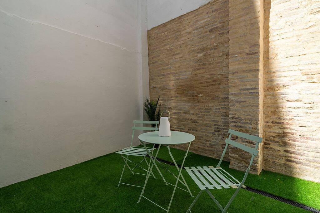 Entire studio, Vlc Host - Vicente Brull A in Valencia, Costa de Valencia
