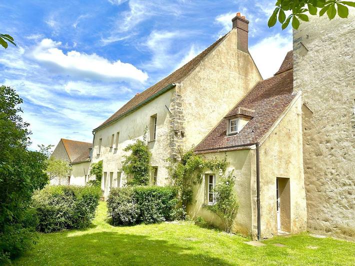 Ferme Manoir de Cochefilet in Roinville, Essonne