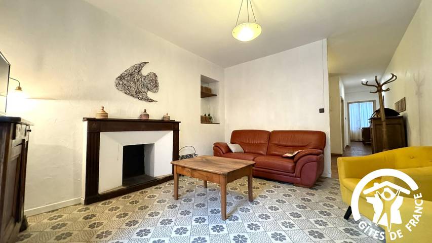 Gîte pour 6 personnes, avec piscine et terrasse, animaux acceptés à Caunes-Minervois - 4