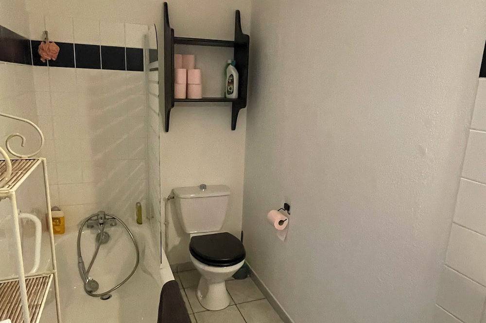 Entire apartment, Apartment at the foot of La Mongie in Campan, Hautes-Pyrénées