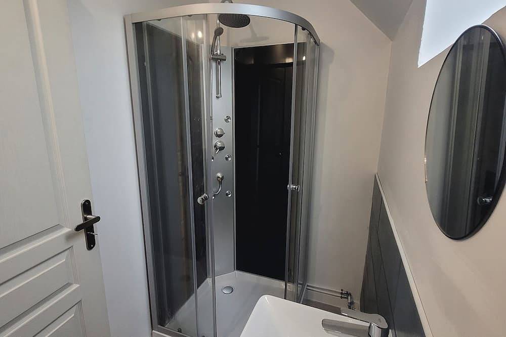 Appartement entier, Charmant triplex near Disney in Quincy-Voisins, Seine-et-Marne