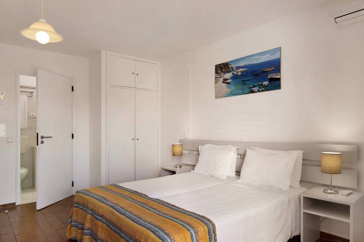 Ganze Wohnung, Einzimmer-Apartment "Balaia Sol Studio I" mit Pool, Klimaanlage und Garten in Albufeira e Olhos de Água, Faro Distrikt