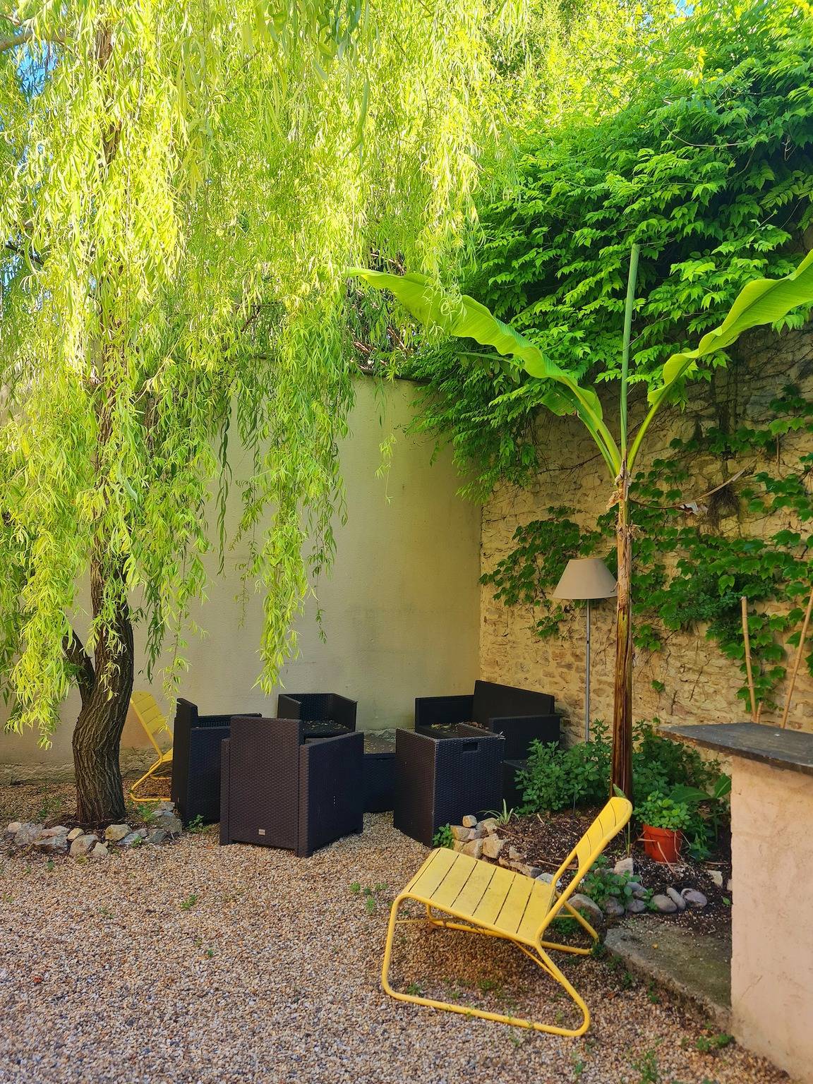 Gîte Authentique avec Terrasse et Jardin Privatif en Languedoc in Bernis, Côte méditerranéenne (France)