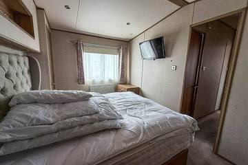 Static Caravan for 6 People in Waveney District, Suffolk, Photo 2