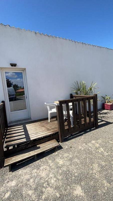 Location de vacances pour 4 personnes, avec terrasse et jardin, animaux acceptés à Bois-de-Céné