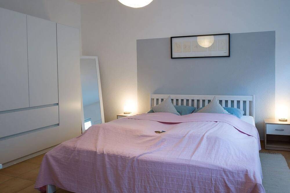 Ganze Wohnung, Ferienwohnung auf dem Kore - Appartement/Fewo, Toilette und Bad/Dusche getrennt in Kirkel, Saarpfalz-Kreis