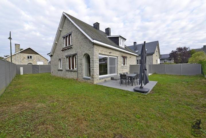 Maison de vacances pour 8 personnes, avec jardin ainsi que terrasse et jacuzzi