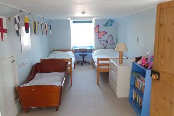 Holiday Home for 10 People in Broadstairs, Kent, Photo 4