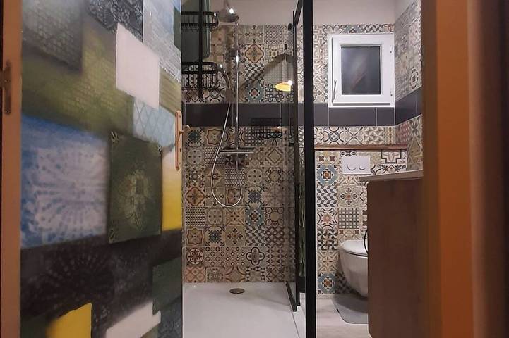 Gîte pour 5 personnes, avec jardin à Berrien - 4