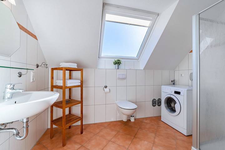 Ferienwohnung für 4 Personen, mit Balkon in Krummhörn - 4