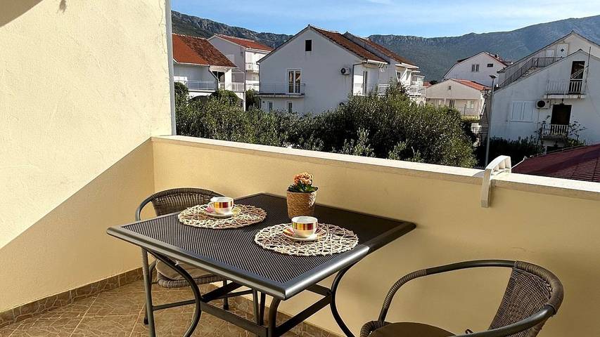 Ferienwohnung für 2 Personen, mit Terrasse in Orebic
